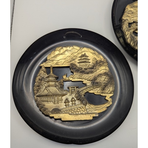Vintage Japanese Black Gold 3D Relief Wall Plaques Set 2 The World Gift Co Japan - Picture 2 of 9